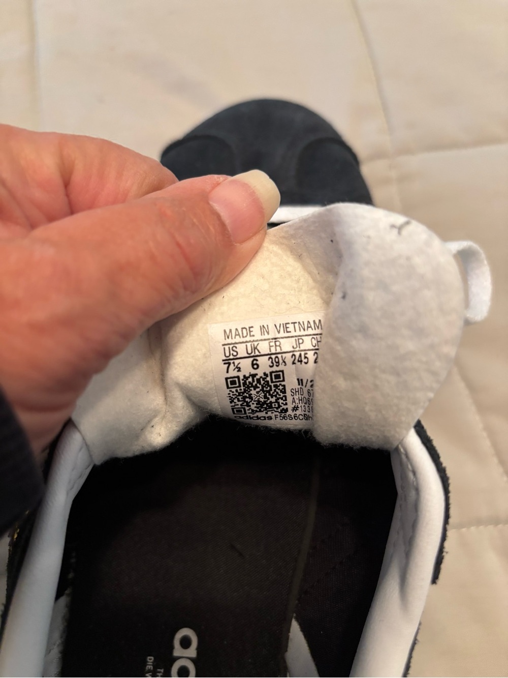 adidas Gazelle Platform Black White Suede Athletic Shoes - Picture 4 of 4